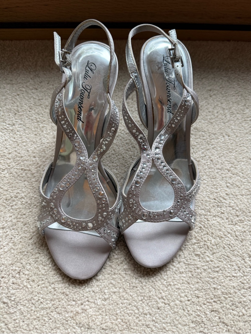 NEW Lulu Townsend Silver Crystal-Trim Slingback Heels